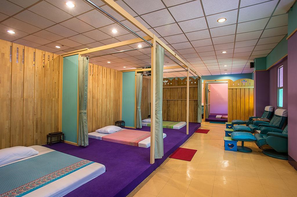 Wangtai Hotel - Sha Certified Surat Thani Exteriör bild